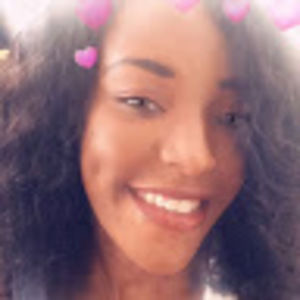 Meet your Posher, Domonique